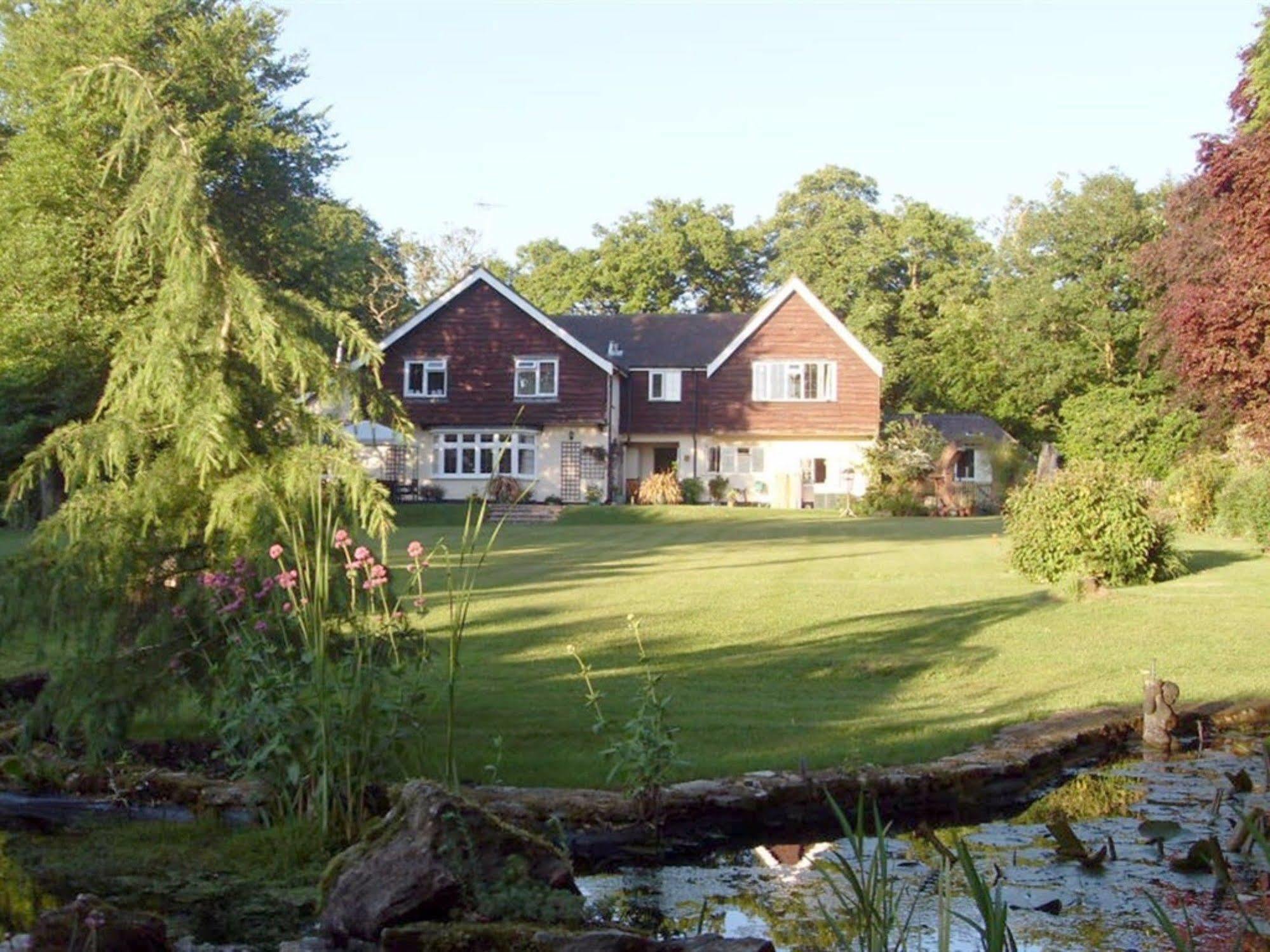 Little Forest Lodge Ringwood Exterior photo